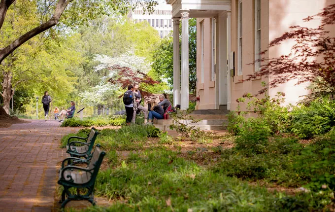 190404 spring campus 014 680x430