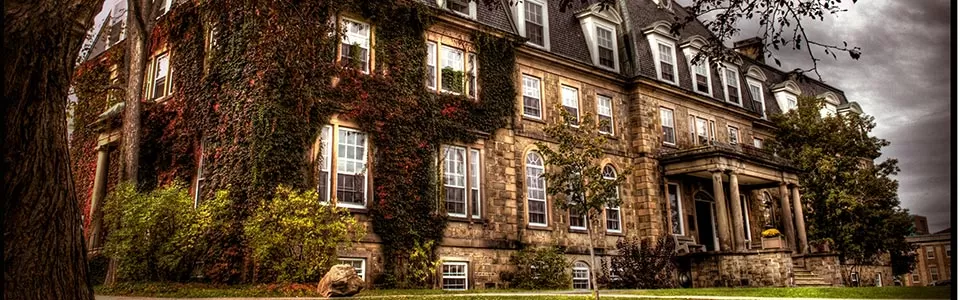 university of new brunswick campus image
