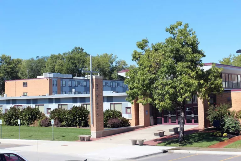 building st pius x high school