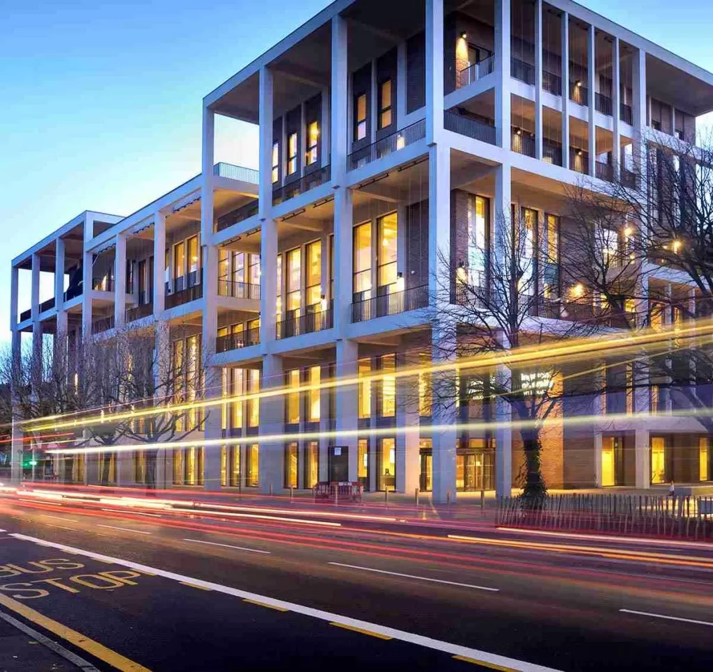 cc361241855 kingston university d65287a3462