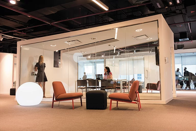 hult international business school dubai 1