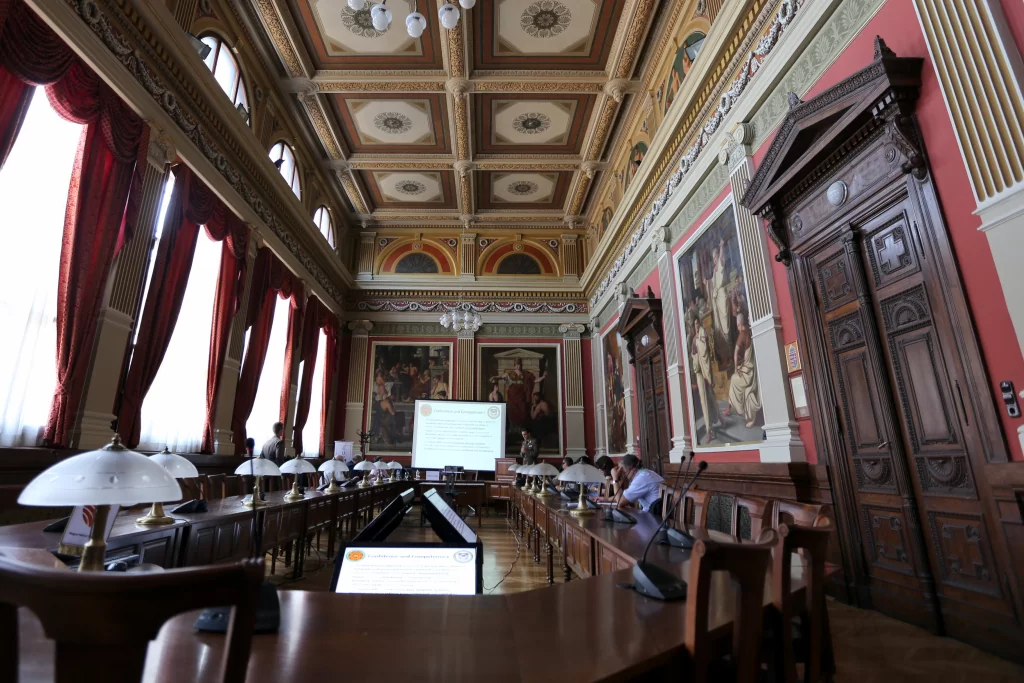budapest business school budapeshtskaya shkola biznesa smapse2